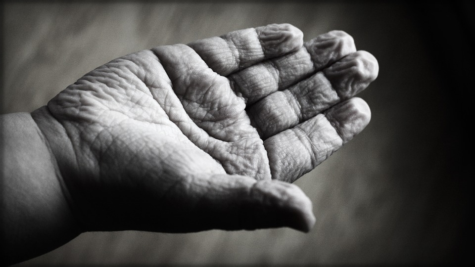 A reuma a kézen is jelentkezik, érdekes tünetekkel